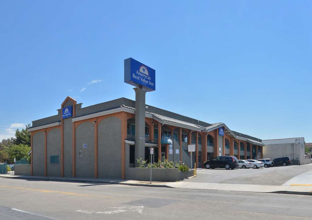 Americas Best Value Inn Corona Ngoại thất bức ảnh