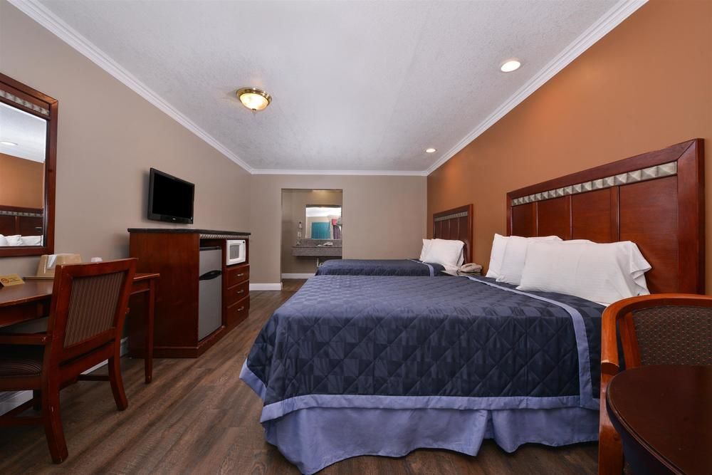 Americas Best Value Inn Corona Ngoại thất bức ảnh